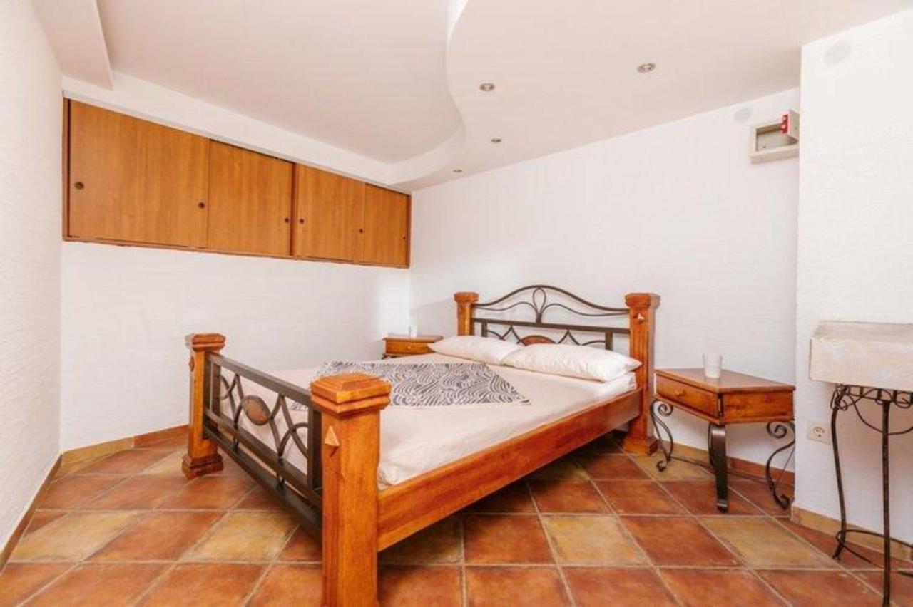 Monte Perla Residence Свети Стефан Екстериор снимка