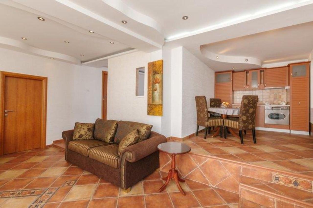 Monte Perla Residence Свети Стефан Екстериор снимка