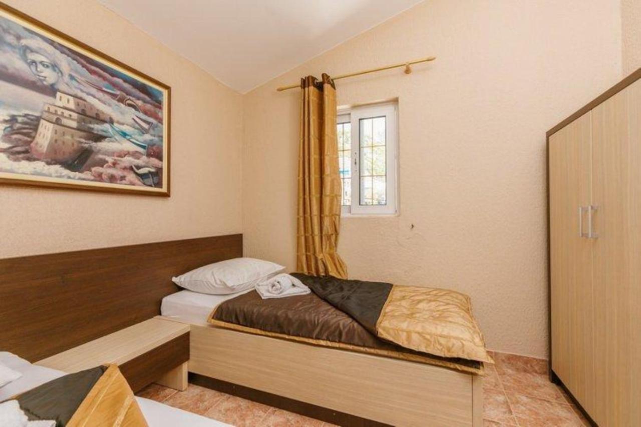 Monte Perla Residence Свети Стефан Екстериор снимка