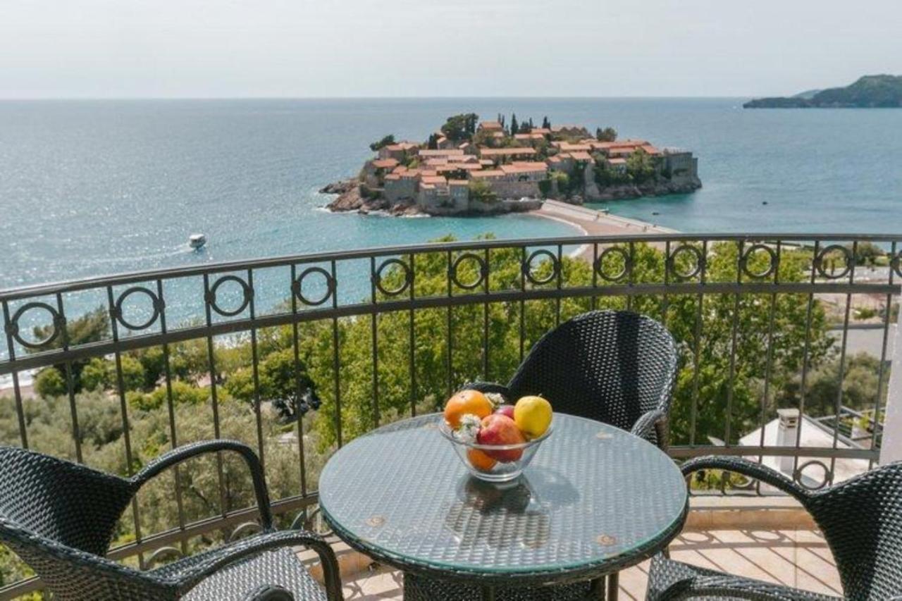Monte Perla Residence Свети Стефан Екстериор снимка