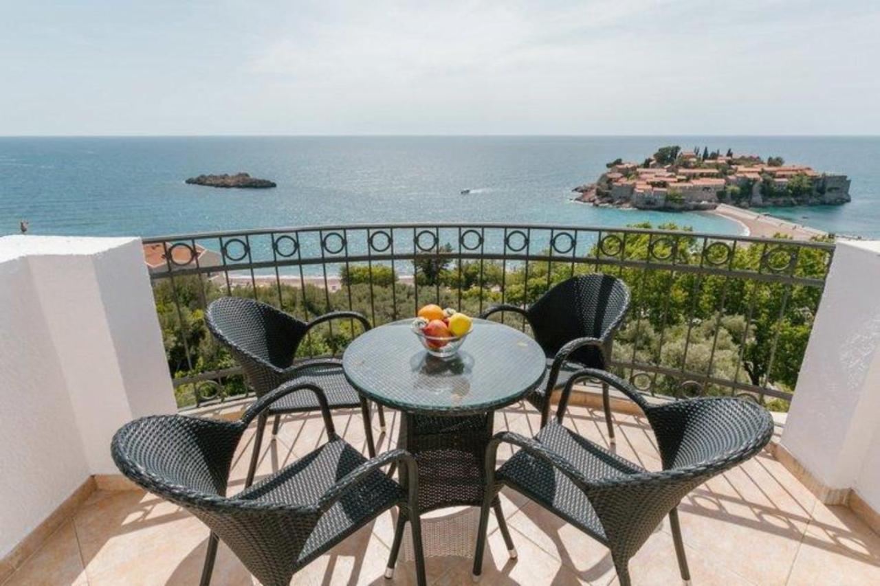 Monte Perla Residence Свети Стефан Екстериор снимка